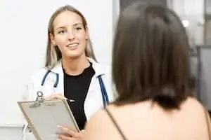 doc having chat with patient