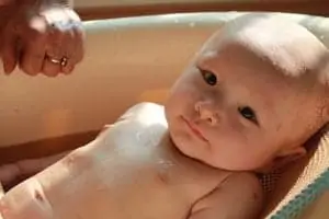 Baby sunny bath