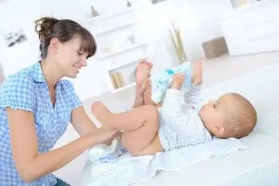 baby cleaning