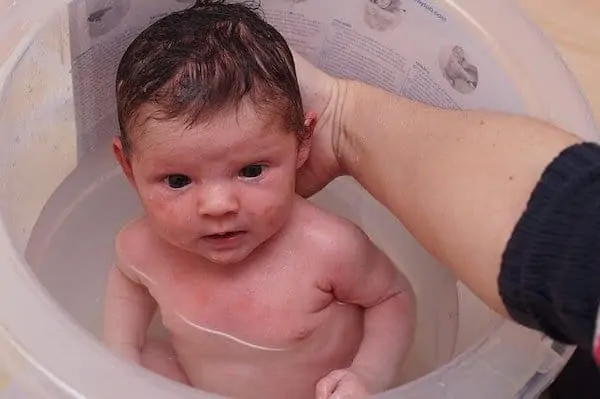 make a baby bath enjoyable