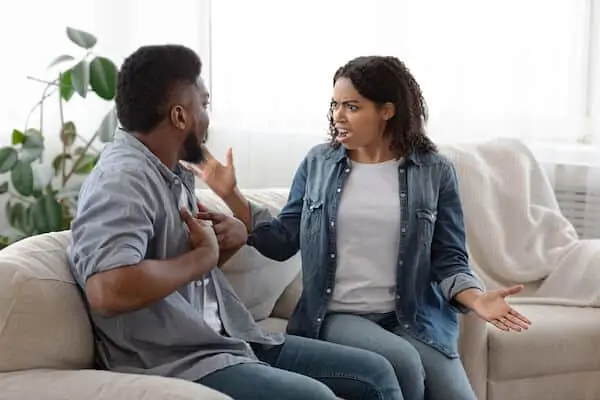 husband and wife fighting