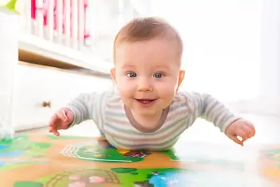 baby crawl on stomach